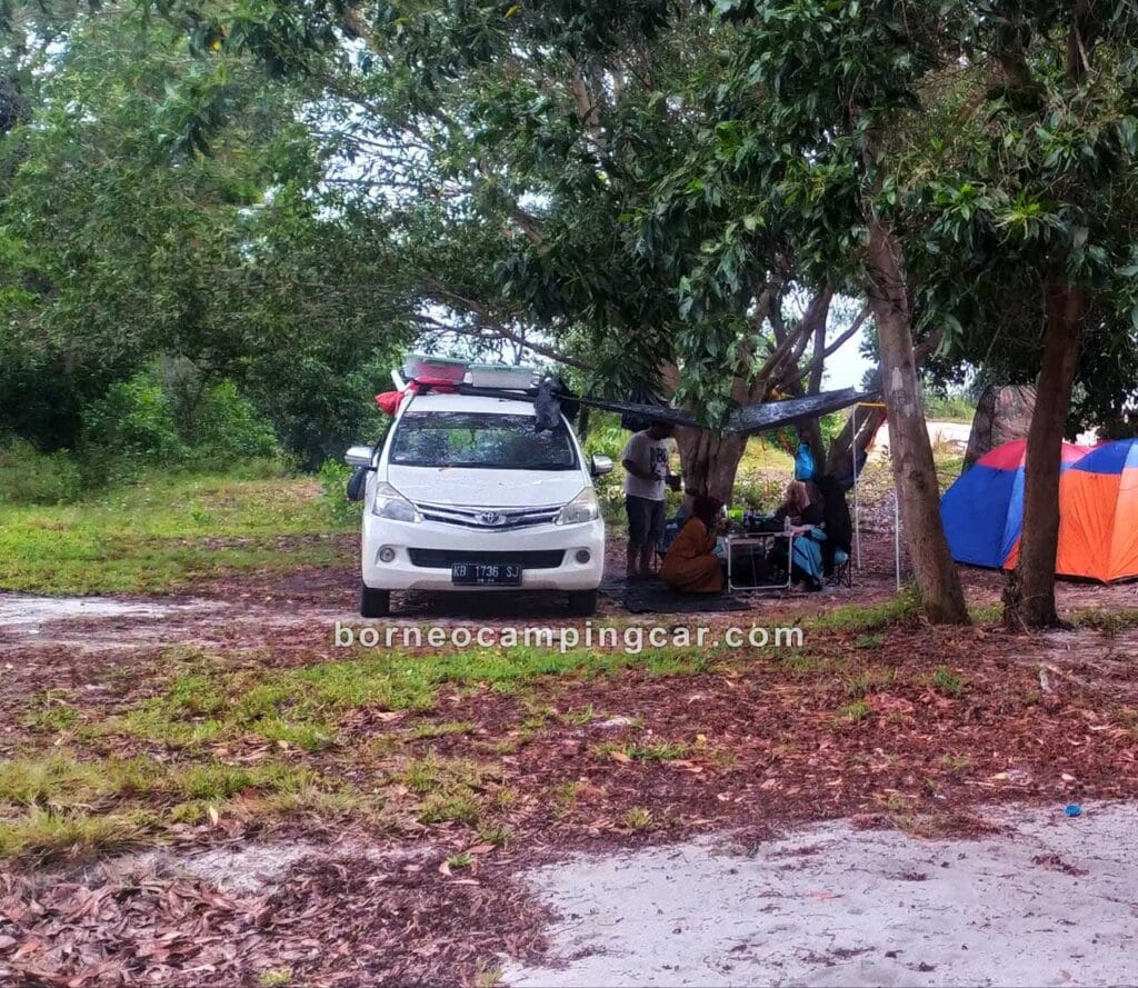 customer borneo camping car