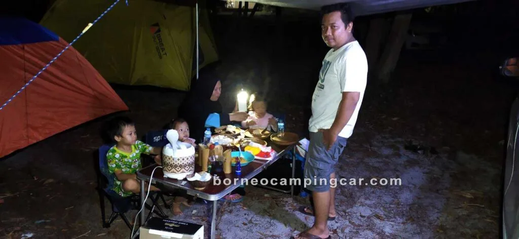 customer borneo camping car