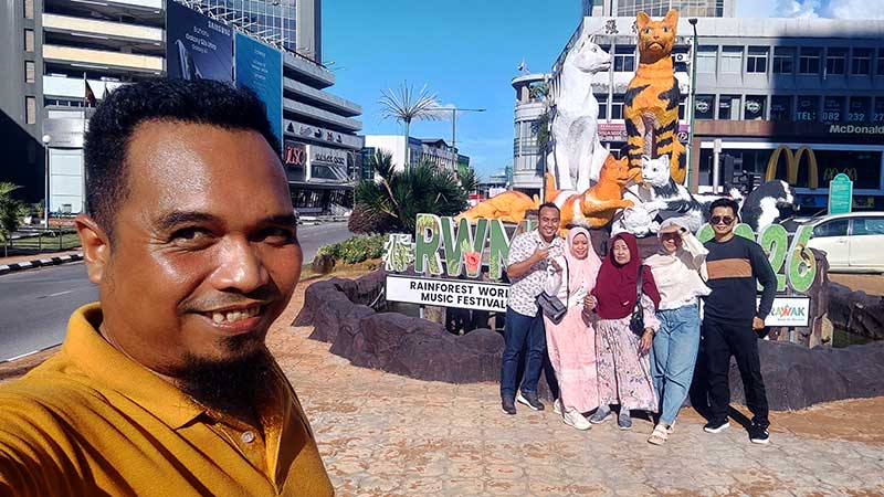 travel pontianak kuching